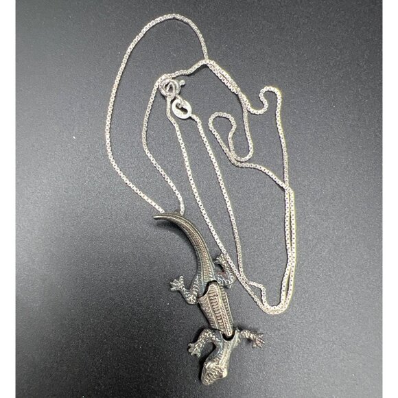 Sterling Silver Articulated Lizard Pendant Necklace 925 18" Box Chain Reptile - Picture 8 of 10